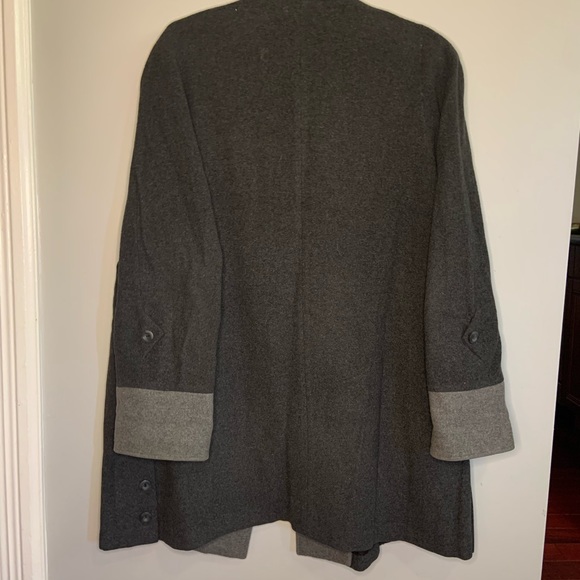 Women XL gray winter coat. - Picture 9 of 9